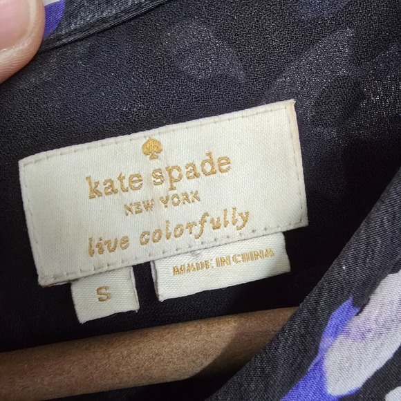Kate Spade Top Womens Small Black Purple Hydrangea Floral Silk Sleeveless READ - Picture 4 of 9